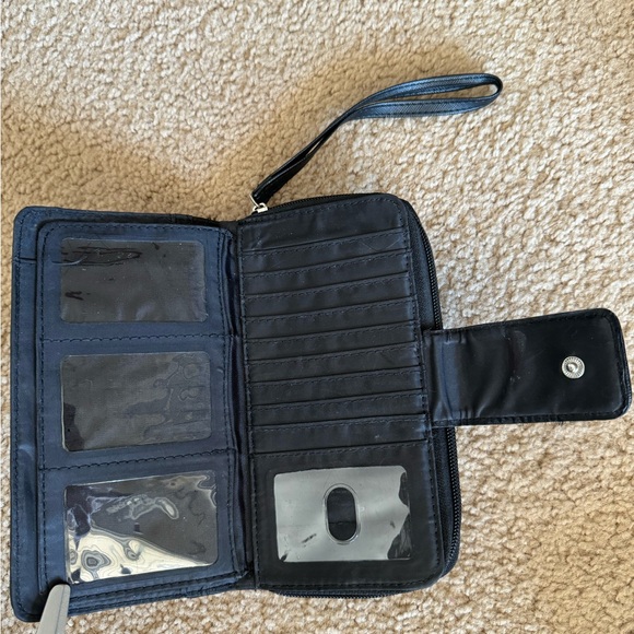 Wallet/wristlet - Picture 4 of 5